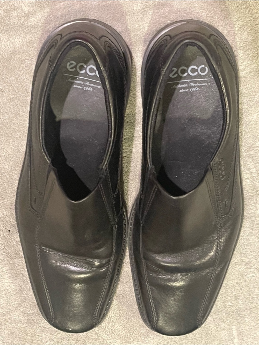 ECCO Men’s Black Leather Slip-On Loafers - Picture 3 of 10
